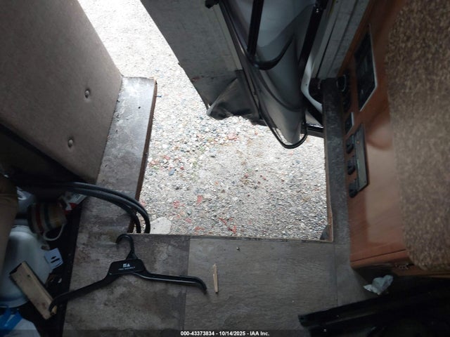 1GB6GUCG6H1132843 Chevrolet Express Cutaway 4500 Series