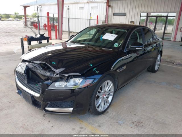 2016 JAGUAR XF SAJBE4BV6GCY02542 Photo 1