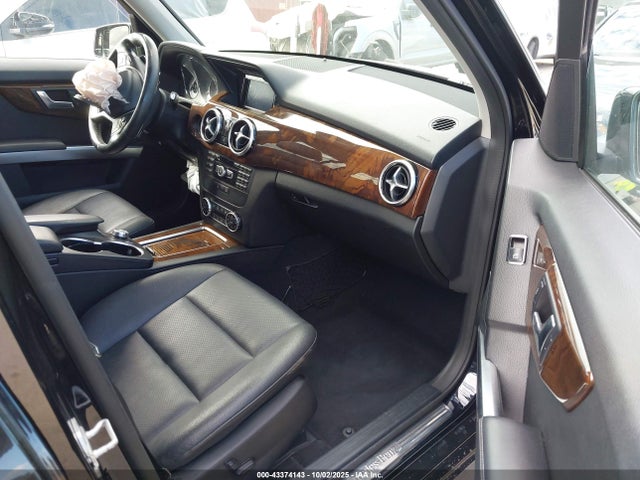 WDCGG5HB2FG430104 Mercedes-Benz GLK 350