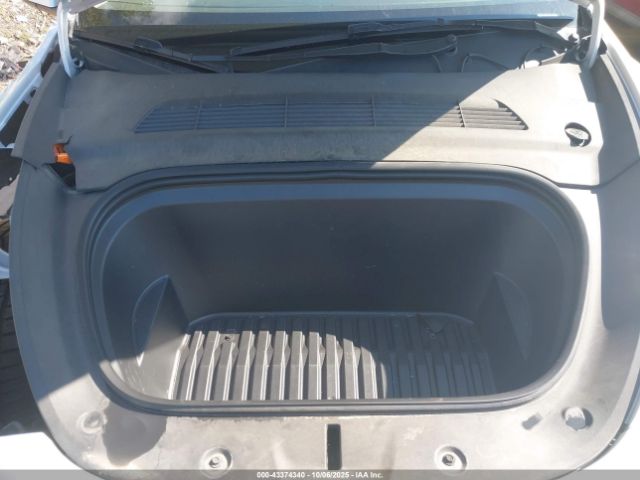 2023 TESLA MODEL Y 7SAYGAEE2PF787251 Photo 9