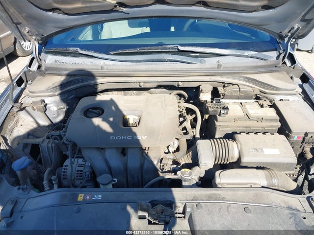 5NPD84LF8JH239897 Hyundai ELANTRA SEL