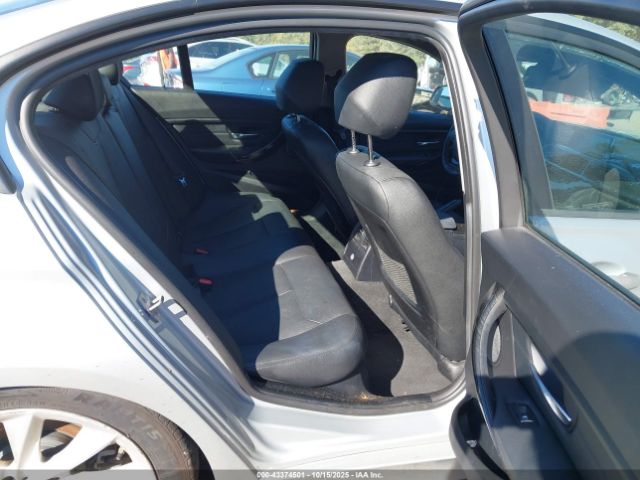 2018 BMW 320I WBA8A3C56JA491482 Photo 7