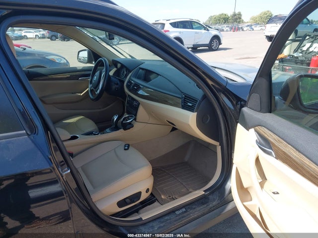WBAVL1C59EVY17503 BMW X1