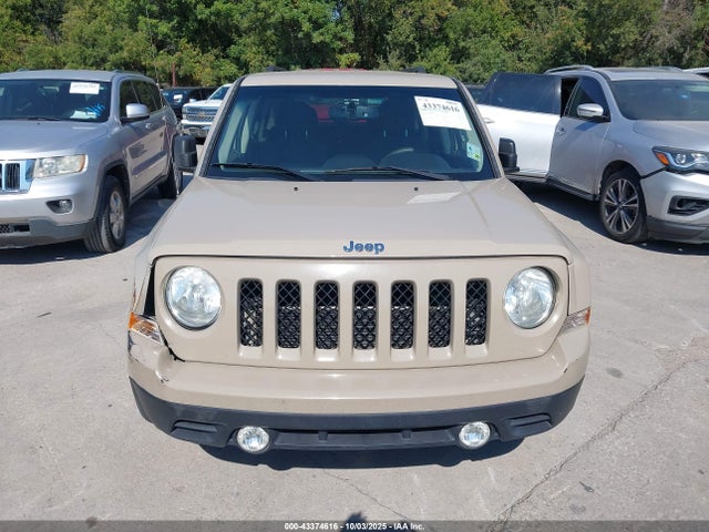 Jeep 2017 2017 1C4NJPBA4HD118946 Image 12