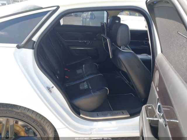 2015 JAGUAR XJ SAJWA2GT4FMV85364 Photo 7