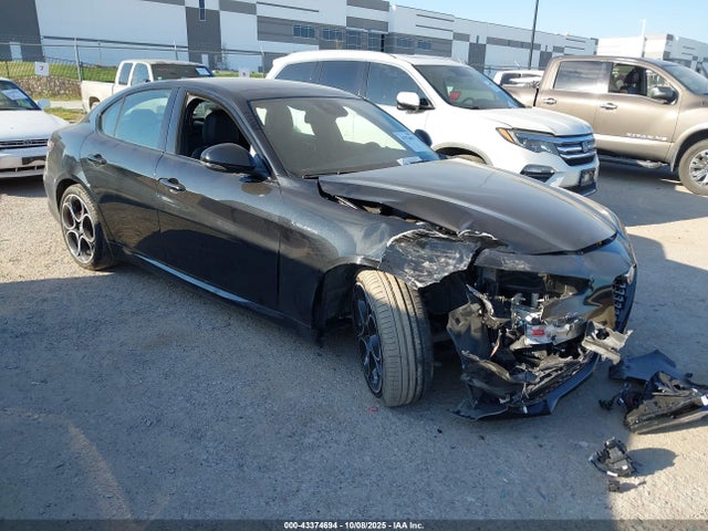 2024 ALFA ROMEO GIULIA ZARFAMBN8R7681865