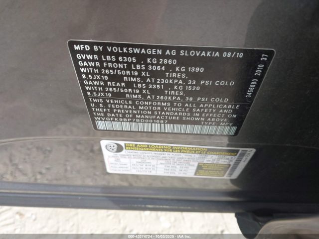 2011 VOLKSWAGEN TOUAREG WVGFK9BP7BD001687 Photo 8