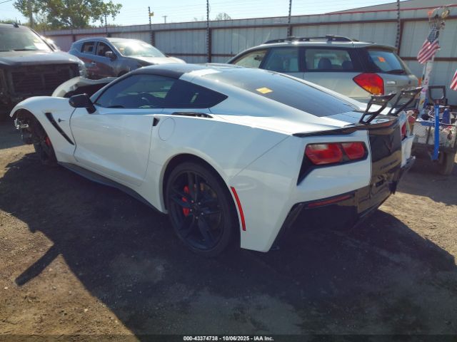2016 CHEVROLET CORVETTE 1G1YD2D71G5123841 Photo 2