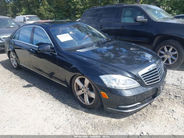 2011 MERCEDES-BENZ S 550 WDDNG7BB3BA408679