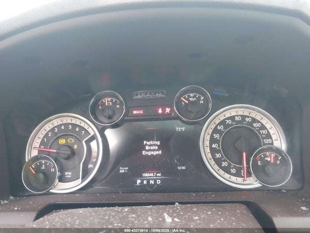 2015 RAM 1500 1C6RR6LT9FS634885 Photo 6