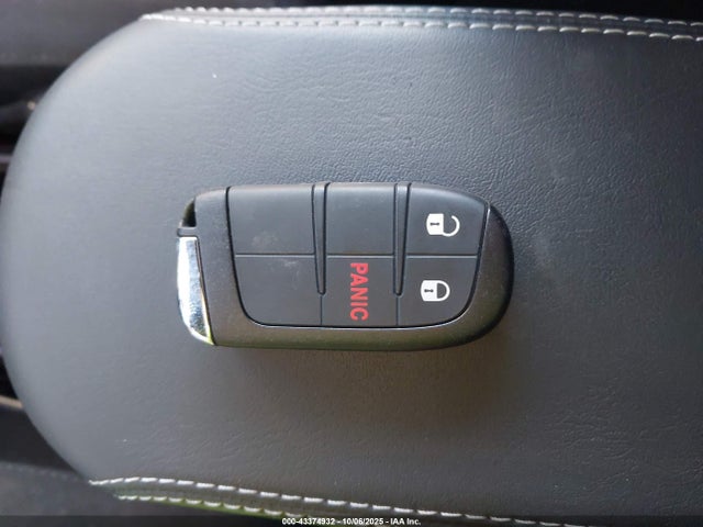 Jeep Renegade 2023 ZACNJDB13PPP72526 Image 11