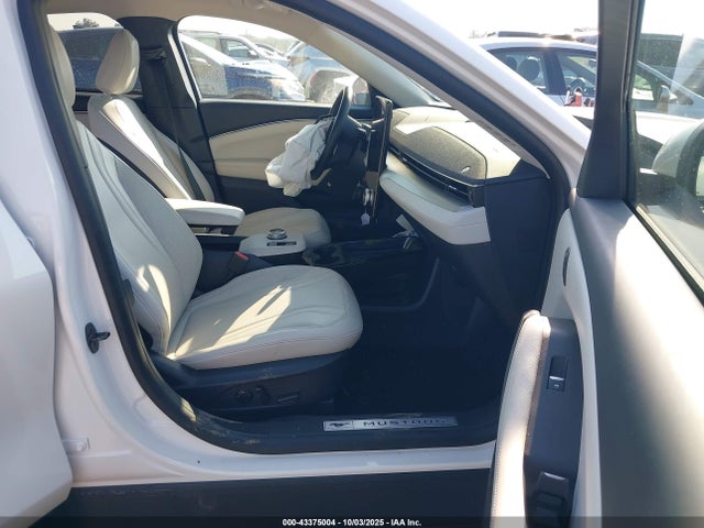 2022 FORD MUSTANG MACH-E 3FMTK3R79NMA19266 Photo 4