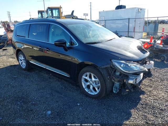 2017 CHRYSLER PACIFICA 2C4RC1EG5HR531402
