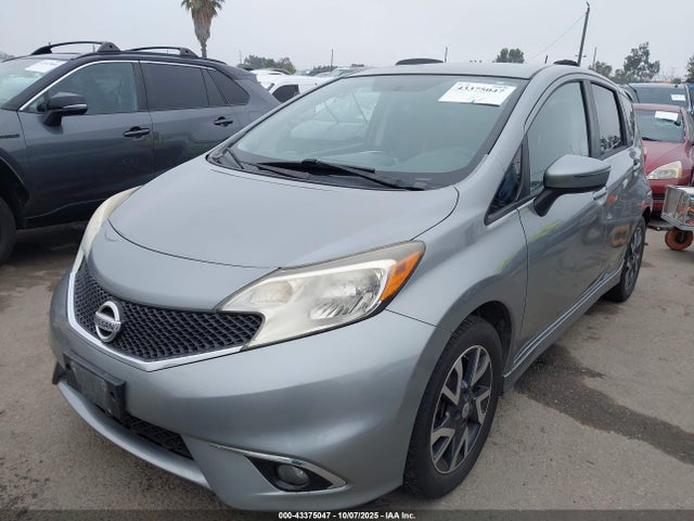 Nissan 2015 2015 3N1CE2CP9FL426089 Image 2