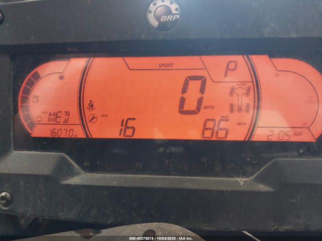 2021 CAN-AM MAVERICK X3 3JBVPAY45MK000138 Photo 6