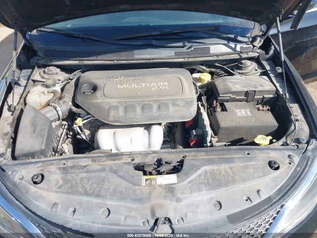 Продажа на аукционе авто 2015 Chrysler 200 Limited, vin: 1C3CCCAB6FN534819, номер лота: 43375086