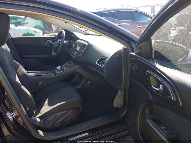 Продажа на аукционе авто 2015 Chrysler 200 Limited, vin: 1C3CCCAB6FN534819, номер лота: 43375086