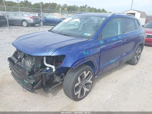 Продаж на аукціоні авто 2022 Volkswagen Taos 1.5t Sel, vin: 3VV2X7B21NM038211, номер лоту: 43375117