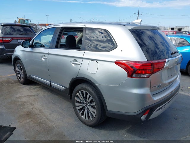 2020 MITSUBISHI OUTLANDER JA4AZ3A38LZ027560 Photo 2