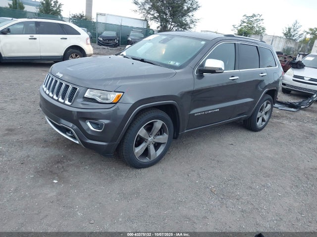 Jeep Grand Cherokee 2015 1C4RJFCG3FC768451 Image 2