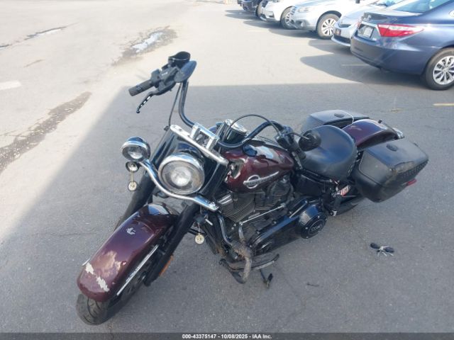 2018 HARLEY-DAVIDSON FLHCS 1HD1YBK17JC074335 Photo 1