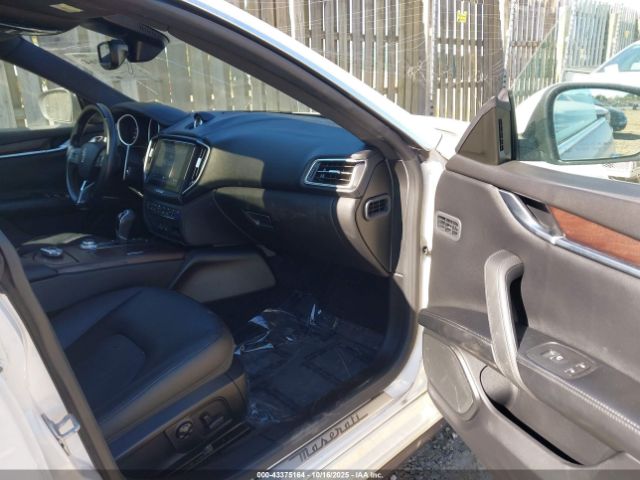 2018 MASERATI GHIBLI ZAM57YTA6J1303070 Photo 4