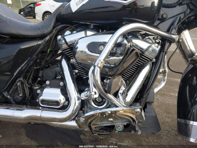 2019 HARLEY-DAVIDSON FLHR 1HD1FBC13KB680260 Photo 7