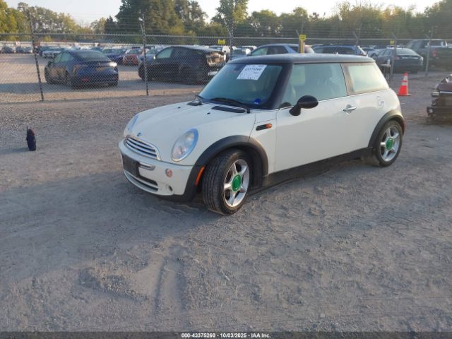 2005 MINI COOPER WMWRC33515TK60417 Photo 1