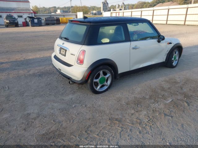 2005 MINI COOPER WMWRC33515TK60417 Photo 3