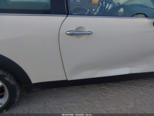 2005 MINI COOPER WMWRC33515TK60417 Photo 5