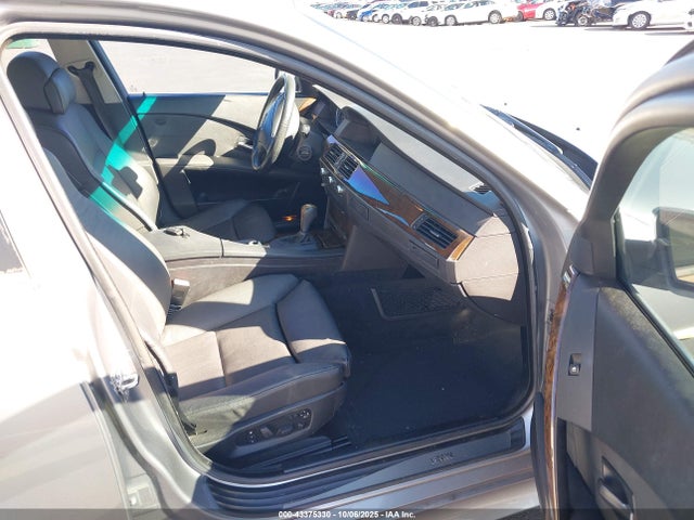 Продажа на аукционе авто 2006 Bmw 550i, vin: WBANB53566CP01599, номер лота: 43375330