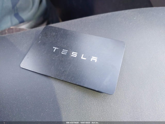 2024 TESLA MODEL Y 7SAYGDEE6RA299129 Photo 10