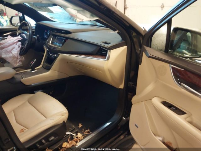 2018 CADILLAC XT5 1GYKNDRS3JZ170849 Photo 4