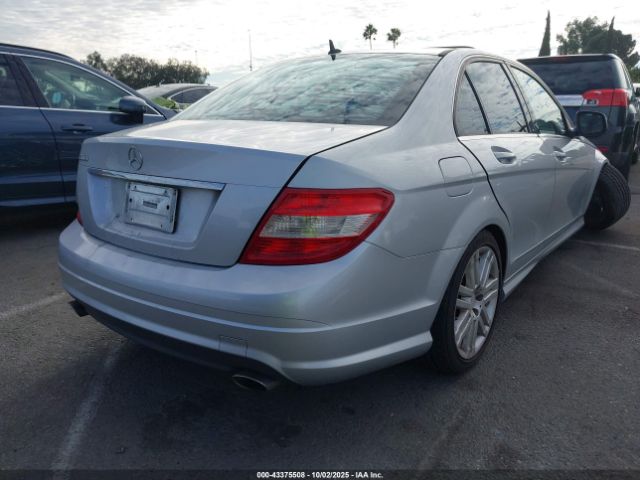 2009 MERCEDES-BENZ C 300 WDDGF54XX9R057127 Photo 3