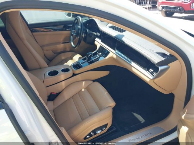 2018 PORSCHE PANAMERA WP0AA2A74JL101924 Photo 4