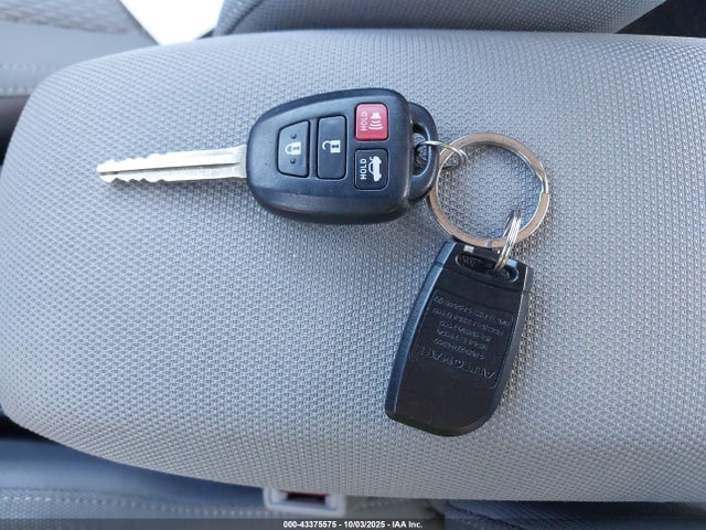 Toyota 2zr-fe 2014 2T1BURHE5EC023417 Image 11