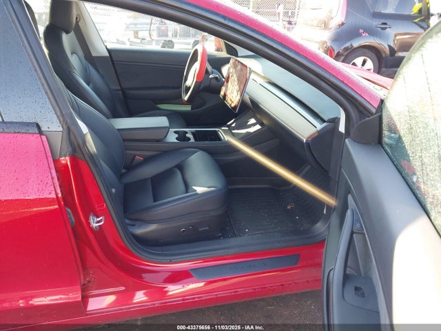 2021 TESLA MODEL 3 5YJ3E1EB0MF925299 Photo 4