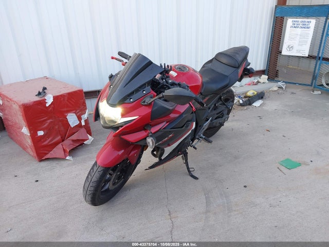 Продаж на аукціоні авто 2019 Suzuki Gsx250r M/zm/za, vin: LC6DN11A0K1100303, номер лоту: 43375704