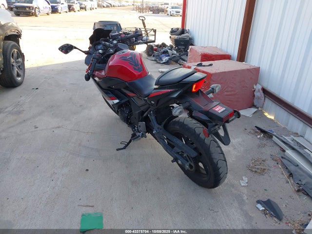 Продаж на аукціоні авто 2019 Suzuki Gsx250r M/zm/za, vin: LC6DN11A0K1100303, номер лоту: 43375704