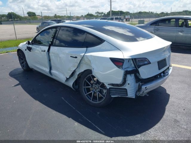 2021 TESLA MODEL 3 5YJ3E1EA2MF094069 Photo 2