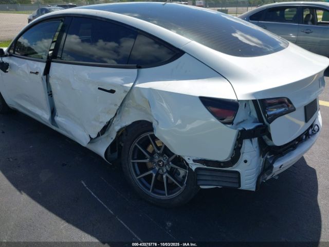 2021 TESLA MODEL 3 5YJ3E1EA2MF094069 Photo 5