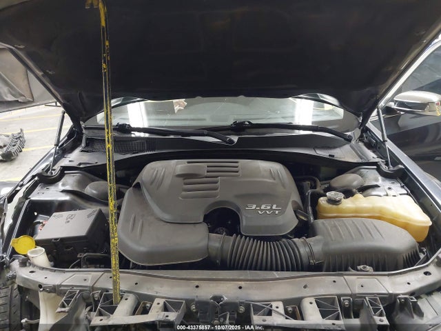 2C3CCAAG4JH253863 Chrysler 300 Touring