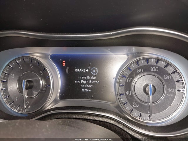 2C3CCAAG4JH253863 Chrysler 300 Touring
