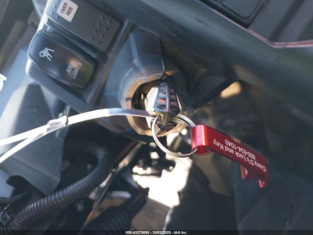 2024 CAN-AM MAVERICK X3 3JBVGAV46RE000322 Photo 10