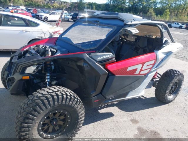 2024 CAN-AM MAVERICK X3 3JBVGAV46RE000322 Photo 1