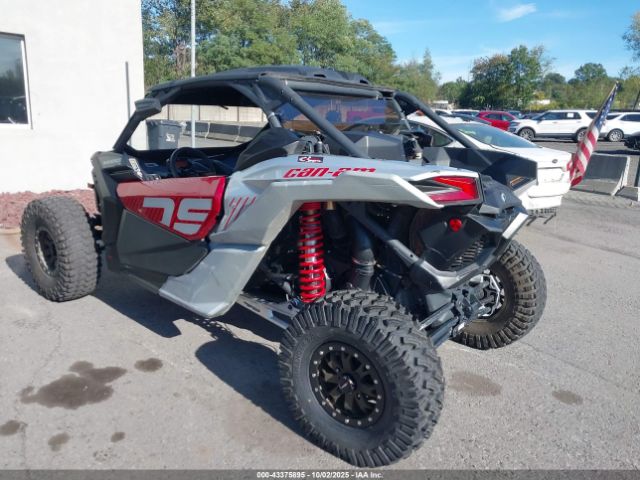2024 CAN-AM MAVERICK X3 3JBVGAV46RE000322 Photo 2
