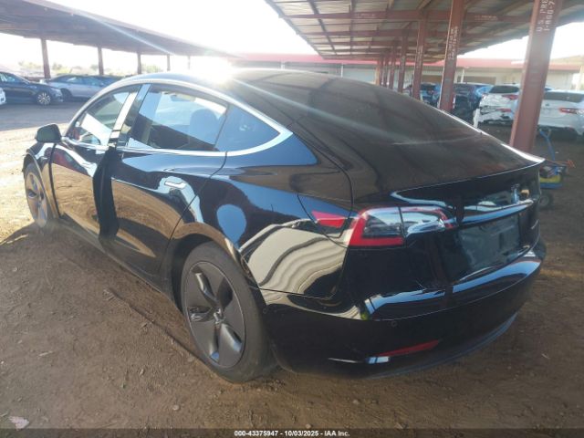 2018 TESLA MODEL 3 5YJ3E1EBXJF122799 Photo 2