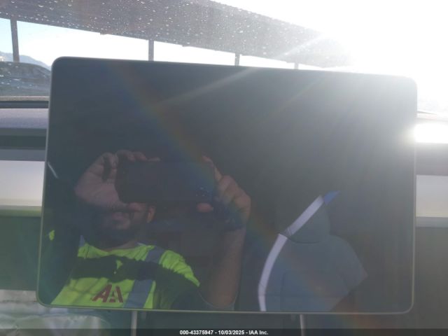 2018 TESLA MODEL 3 5YJ3E1EBXJF122799 Photo 6