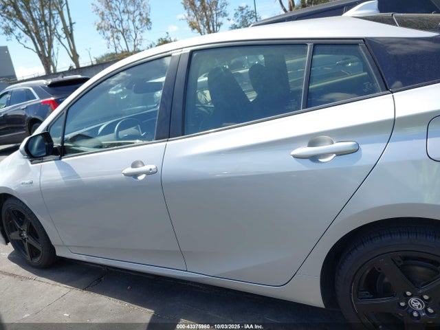 JTDKARFU5G3502564 Toyota 2zr-fxe,1nm
