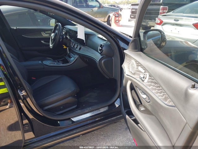 2021 MERCEDES-BENZ E 350 W1KZF8DB0MA931913 Photo 4